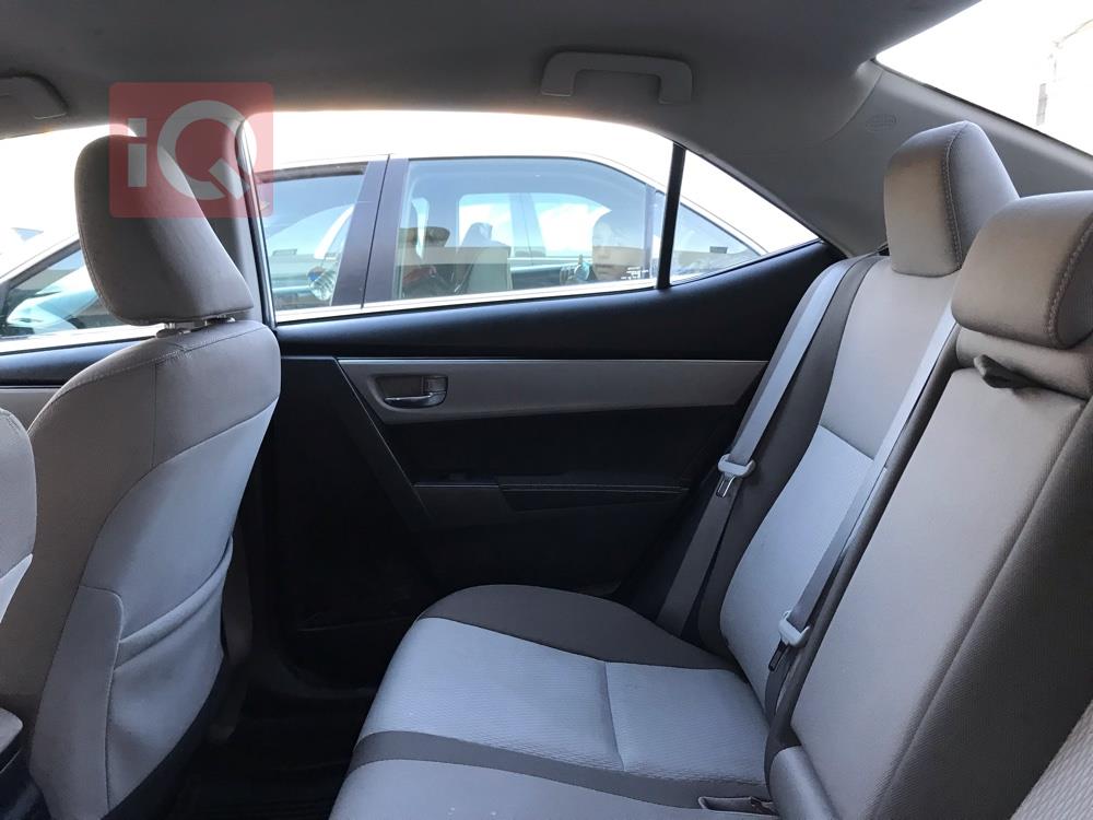 تۆیۆتا کۆرۆلا